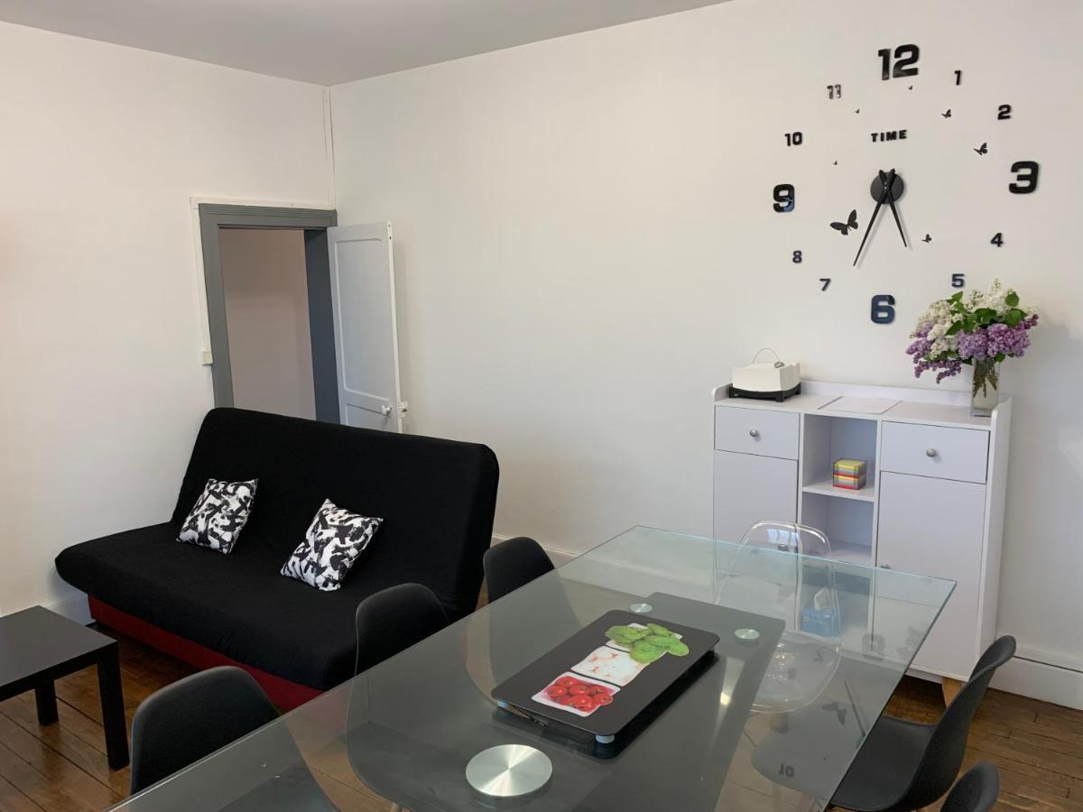 Logement, Idéal Famille, Amis, Y Est ! *