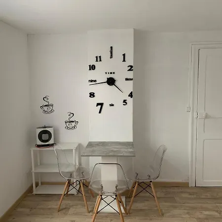 Logement, idéal famille, amis, tout y est ! Dompierre-sur-Besbre Exterior foto